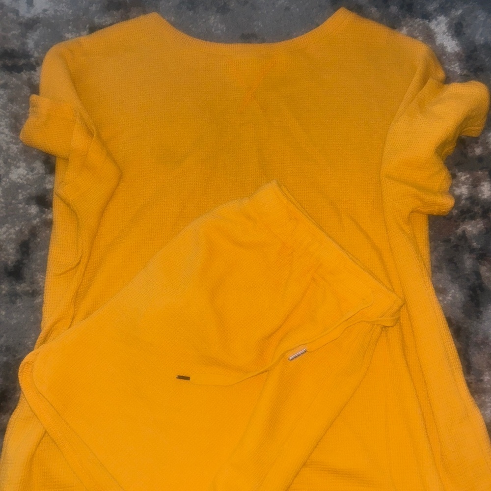 Yellow short sleeve leisure lounge set